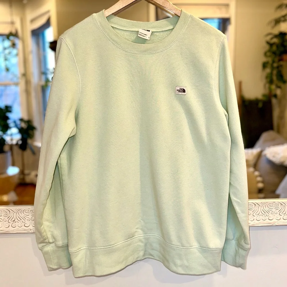 The North Face Light Mint Green Crew Neck Cotton Long Sleeve Sweatshirt Large